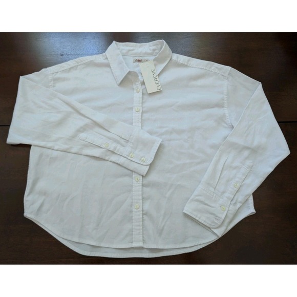 Faherty Tops - Faherty Brand Women Size Sm White Stretch Oxford Cropped Button Down Shirt NWT